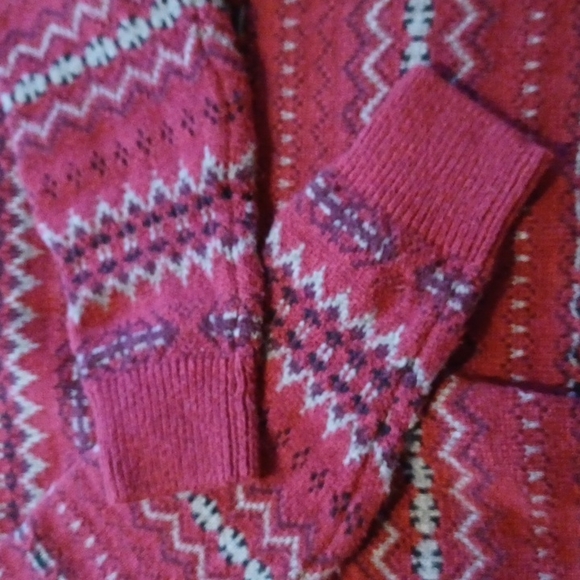 Sweater - Picture 5 of 5